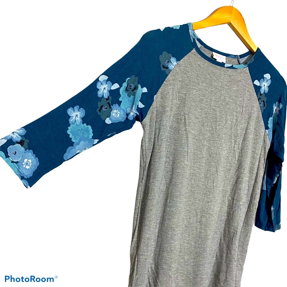 SUPER soft LulaRoe Randy Tee with florals NWOT size XS